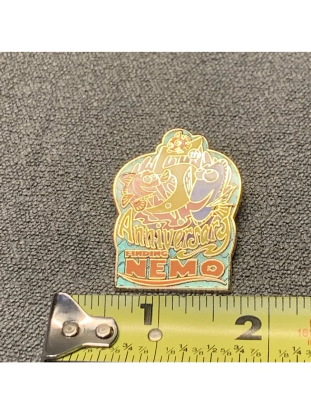 Disney Parks Pixar Finding Nemo 5th Anniversary Dory Marlin Pin LE 1500 Kg